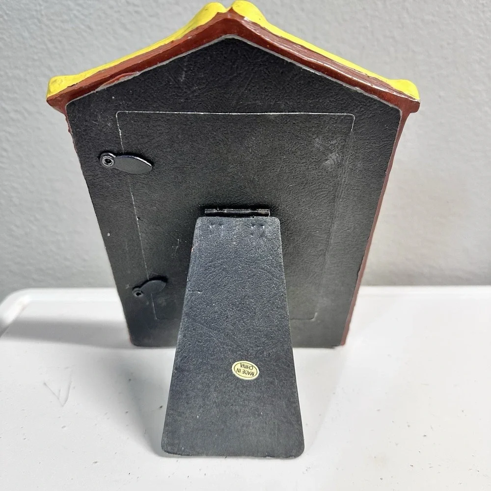 Dog House Picture Frame Bone Roof Dog Food Bowl Whimsical Pet Photo Decor